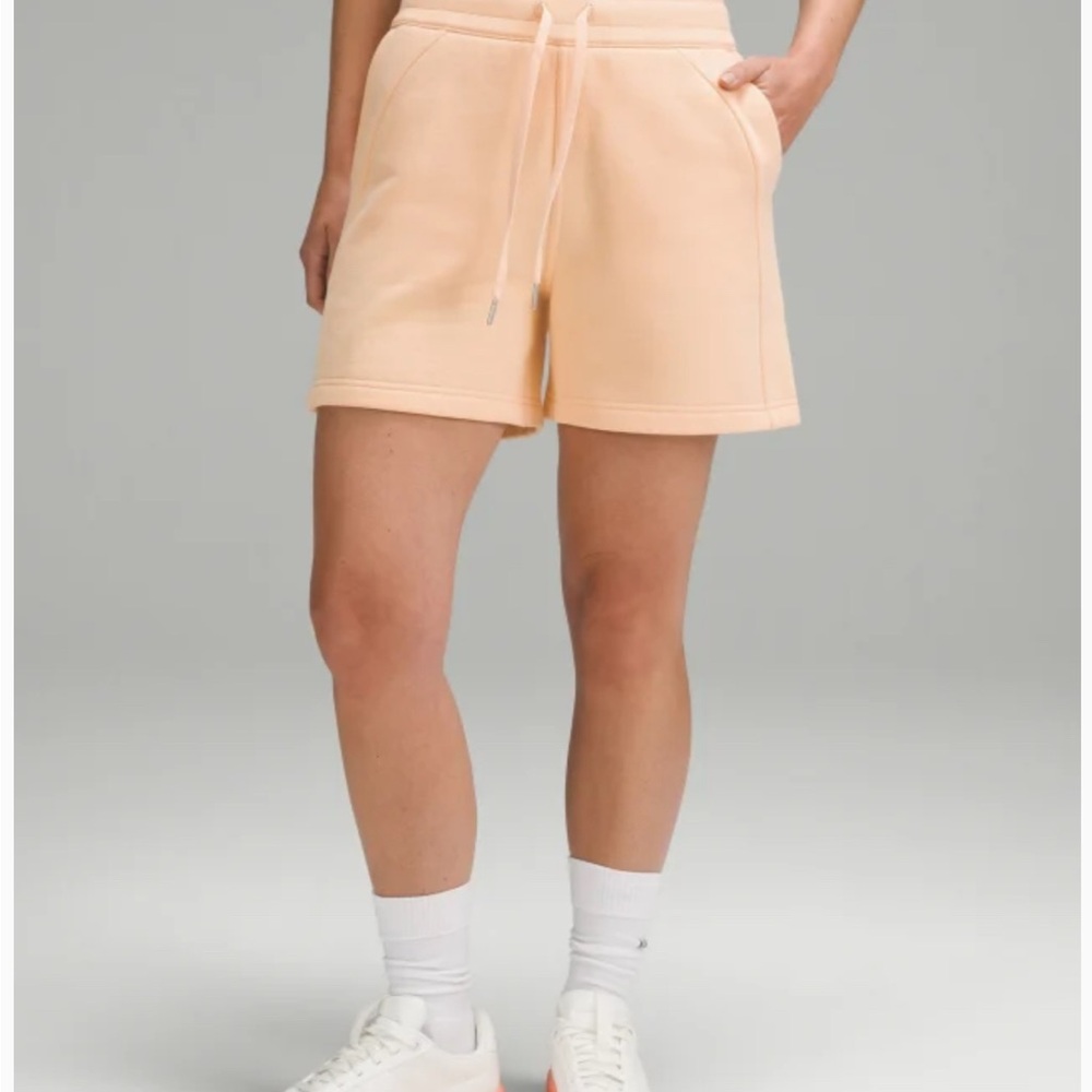 Lululemon Scuba High-Rise Short